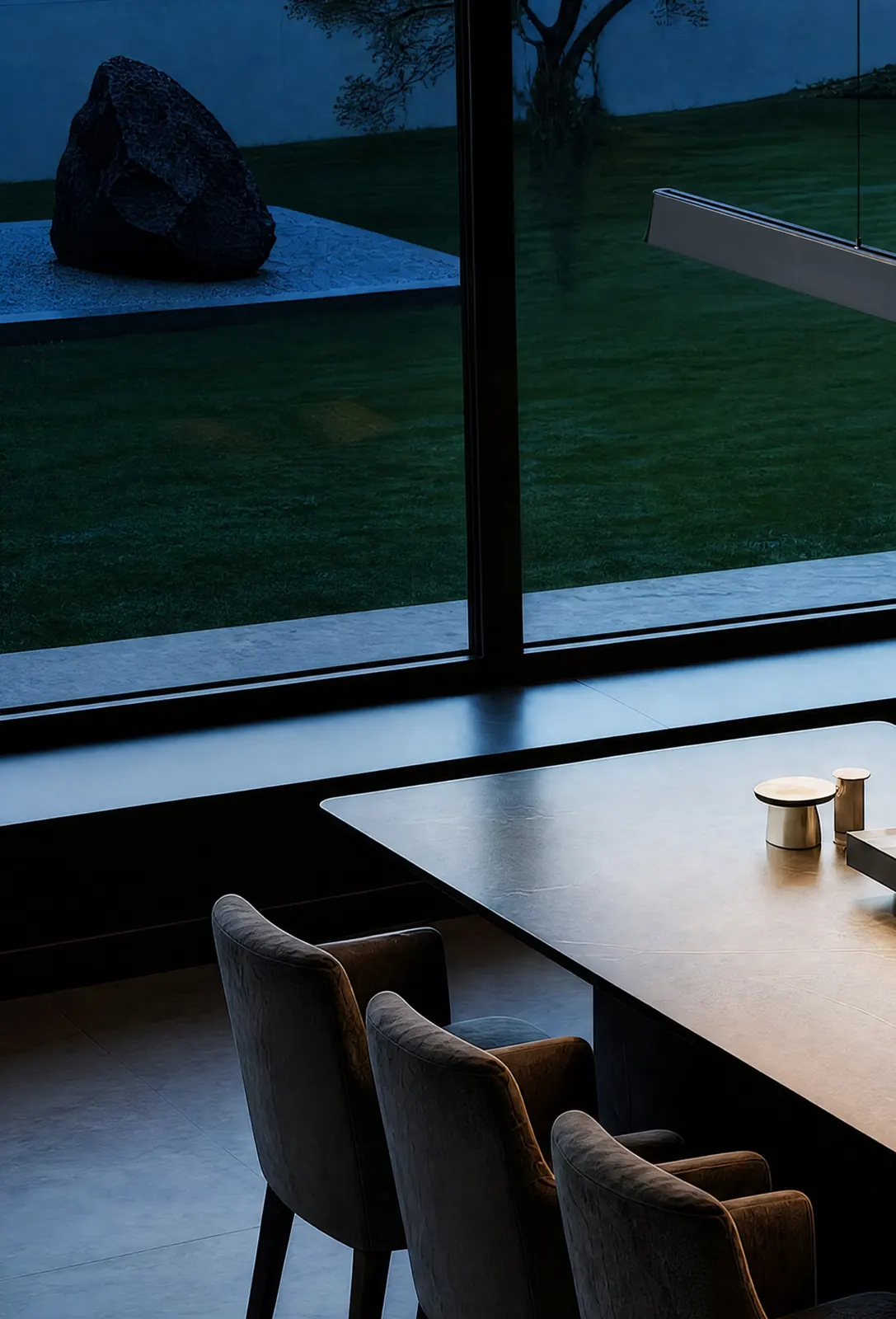 ZT8008 Hand-Scan Linear Pendant — installed in a dining